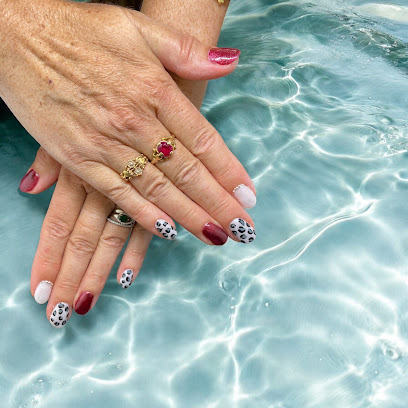 Pause Origi'nails, Manucure à Touvérac