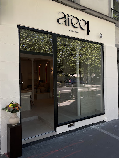 Areej Nail Studio Manucure à la Garenne-Colombes