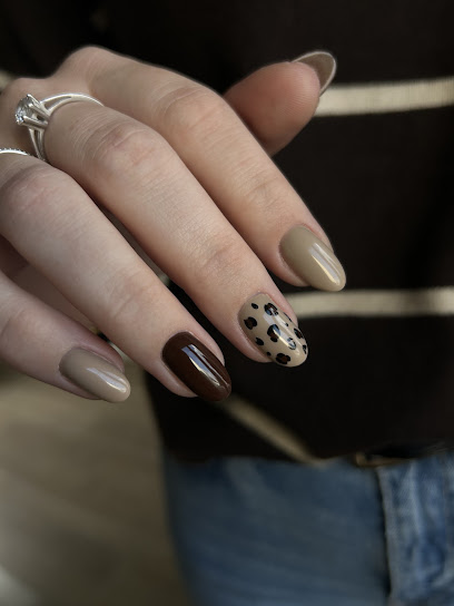 Nails Debatisse, Manucure à Ohain