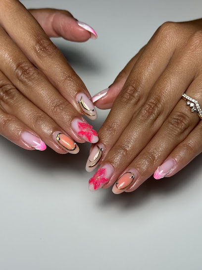 Eden Nails Studio, Manucure à Champs-sur-Marne