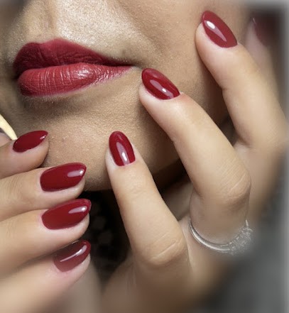 CD Aux Ongles Prothésiste Ongulaire, Salon de Manucure à Vieillevigne