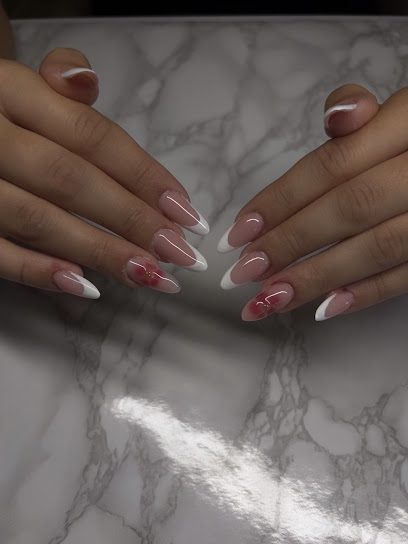 Bonnie Nails Manucure à Saint-Herblain