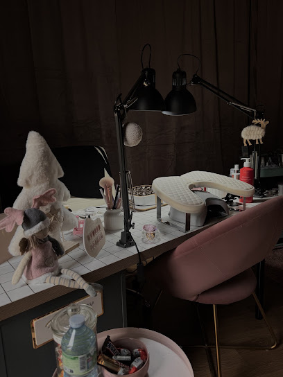 Le Boudoir Des Coquettes | Manucure & Pédicure Russe | Ongles Naturels | Sancerre, Manucure à Veaugues