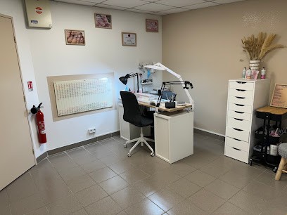 Alice Nails - Prothésiste Ongulaire, Salon de Manucure à Saint-Victoret