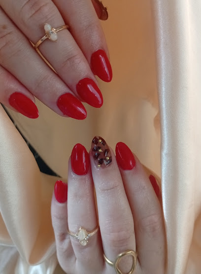 La Vie En Rose ~ Nail Kingdom Manucure à Saint-Estève