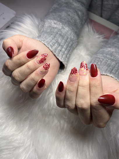 Hms Nails, Manucure à Tournus