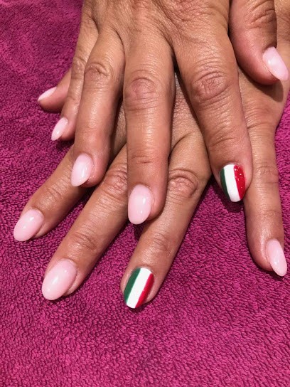 Au Paradis Des Ongles, Salon de Manucure à Saumur