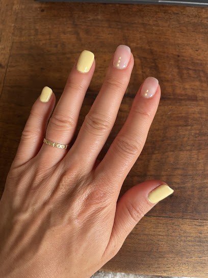 Clara - Prothésiste Ongulaire, Salon de Manucure à Saint-Sébastien-sur-Loire