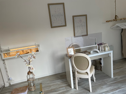 Jolie Girly Manucure à Bruay-la-Buissière