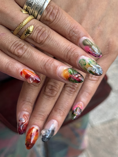 Les Ongles De Josette, Manucure à Céret