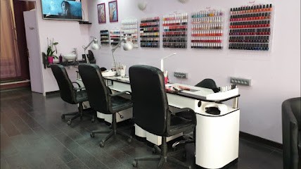 L'Institut De Louise, Salon de Manucure à Troyes