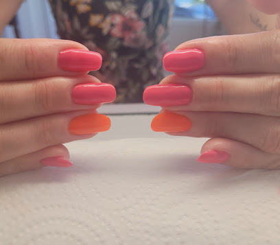 Dine Nails, Manucure à Segré-en-Anjou Bleu