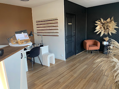 Ongles Studio, Manucure à Aiffres