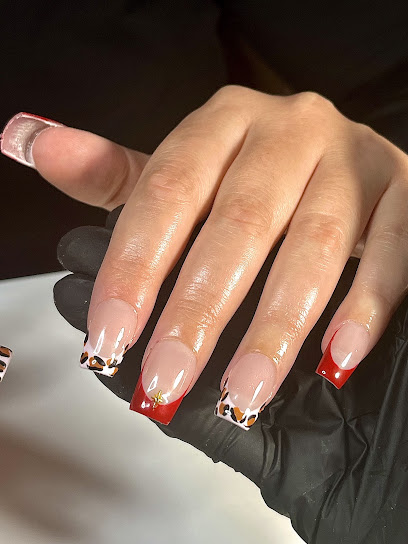 Nailstudio - Prothésiste Ongulaire À Bourges Manucure à Bourges
