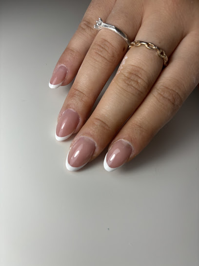 Jca-Ongles, Manucure à Palinges