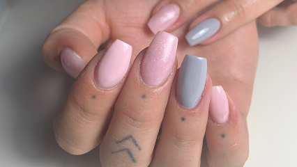 Alex B Nail Art Manucure à Villeneuve-les-Cerfs