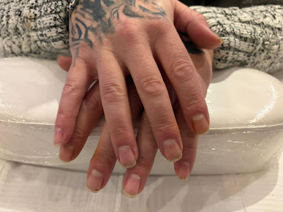 Prothésiste Ongulaire Christelle Ongles 42, Manucure à Riorges