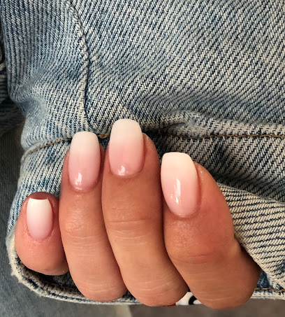 Em Nails Concept Manucure à Tarbes