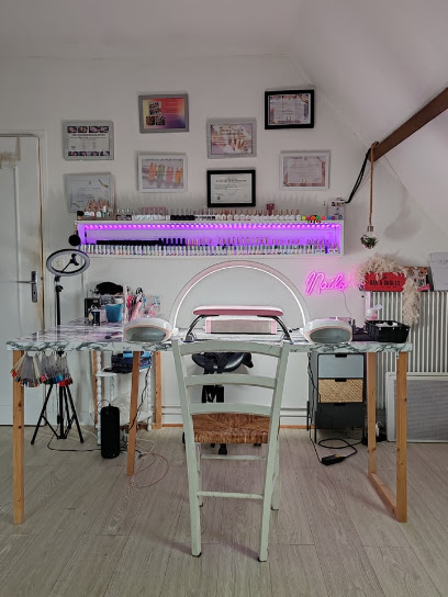 La Nail'box, Manucure à Glisolles