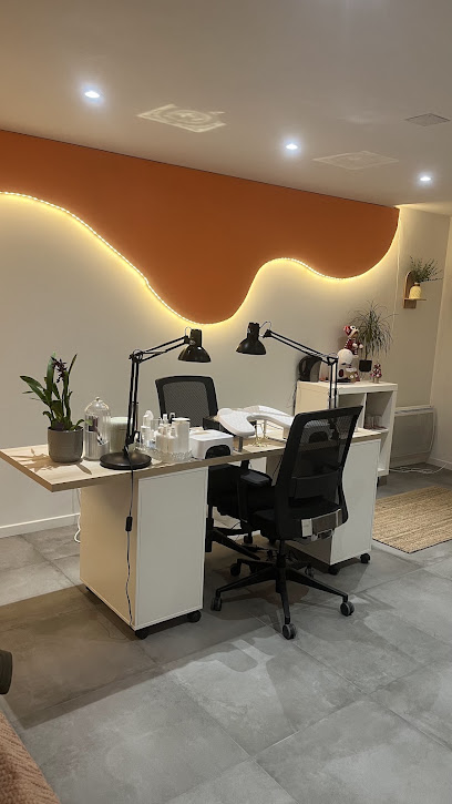 L'atelier Fan'nails Manucure à Saint-Geniès-Bellevue
