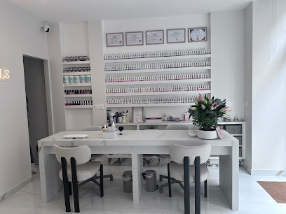 Luxe Nails Manucure à Paris 15