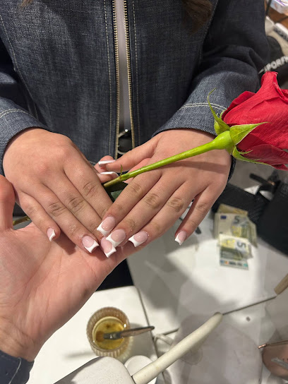 Coco Nails Pavillon Manucure aux Pavillons-sous-Bois