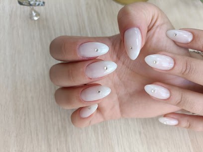 Cris Nail Art Designer, Salon de Manucure à Seyssel